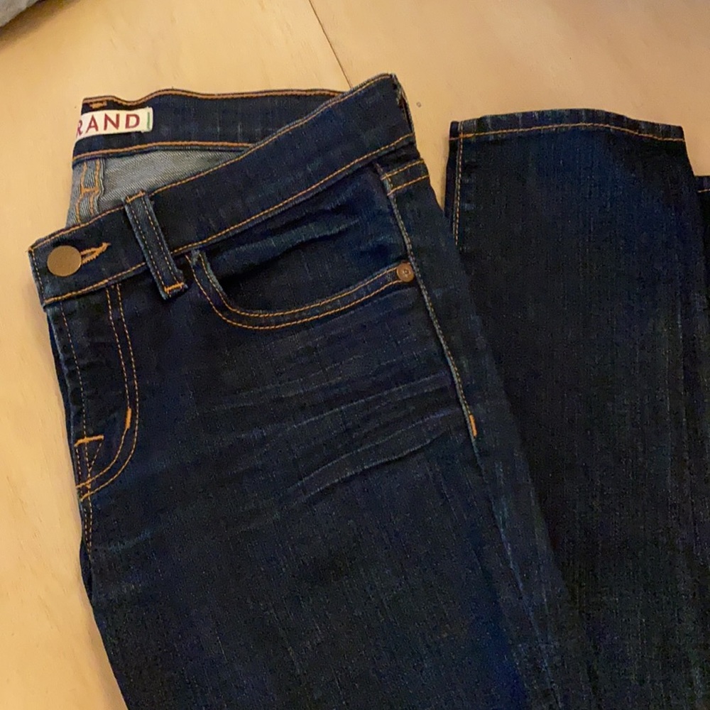 J brand 910 skinny leg in blue, 26. - Picture 3 of 4